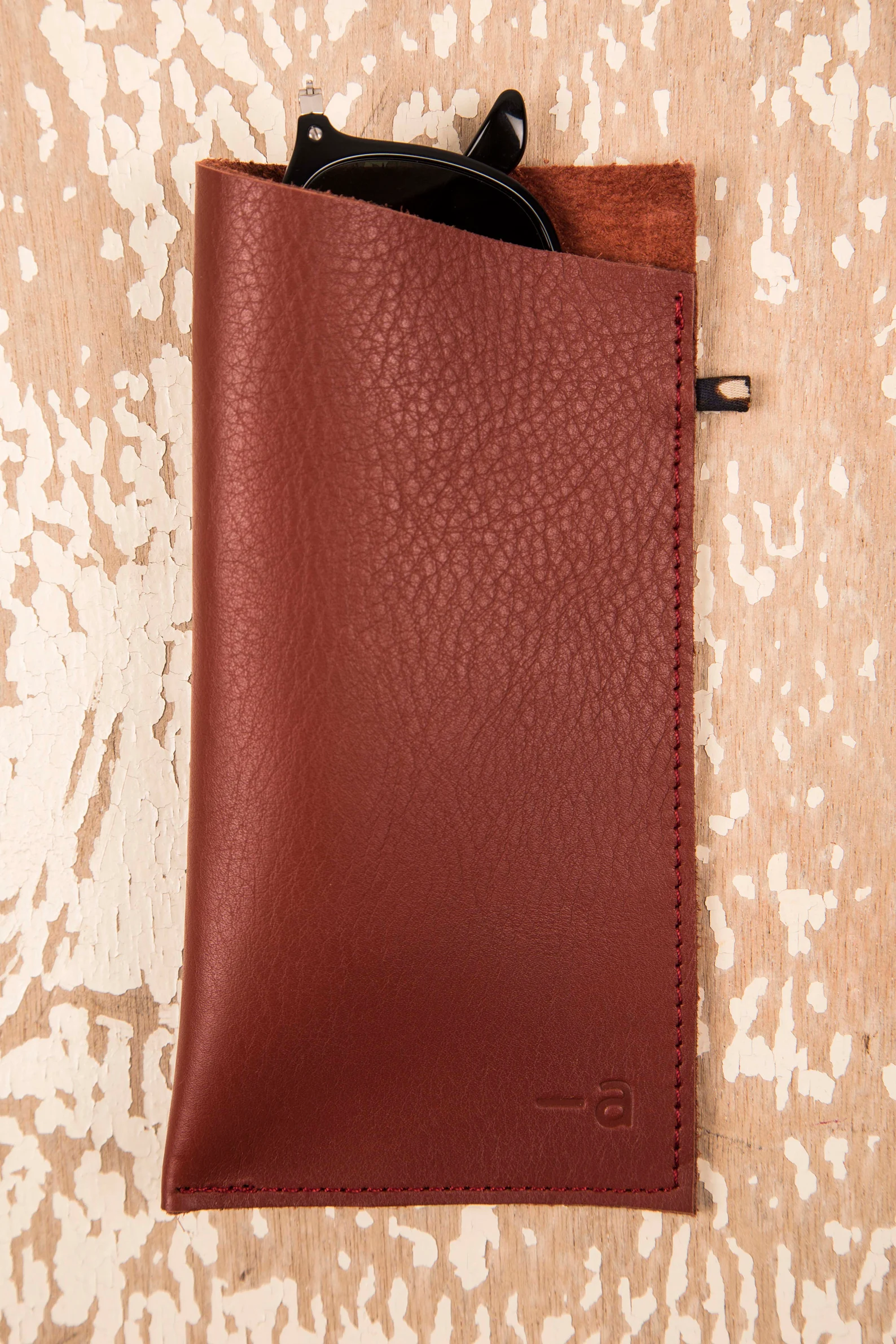 Leather eyeglass case for men and women - Image 5