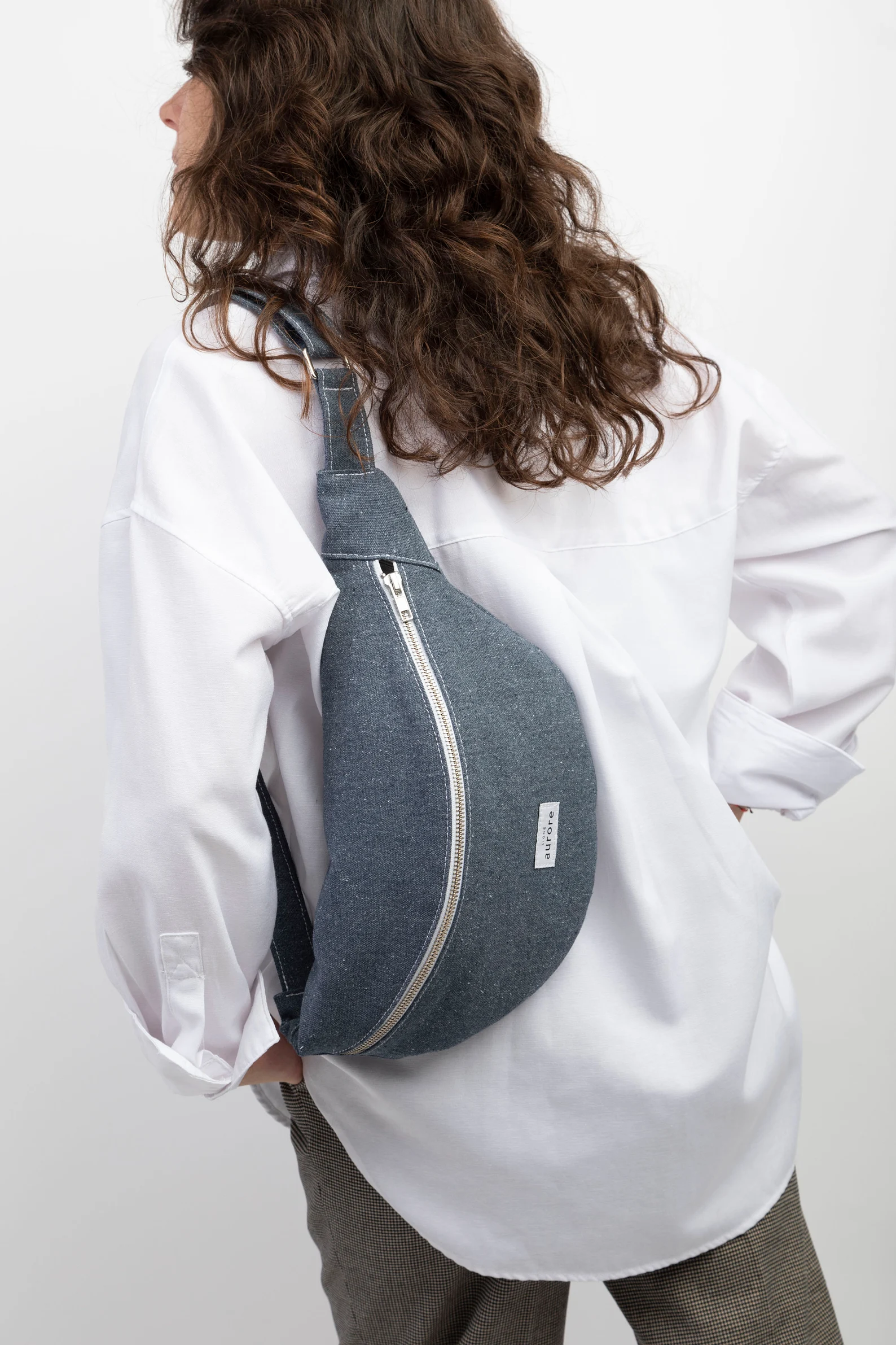 XL banana bag, chest bag - denim blue cotton fabric - Image 3