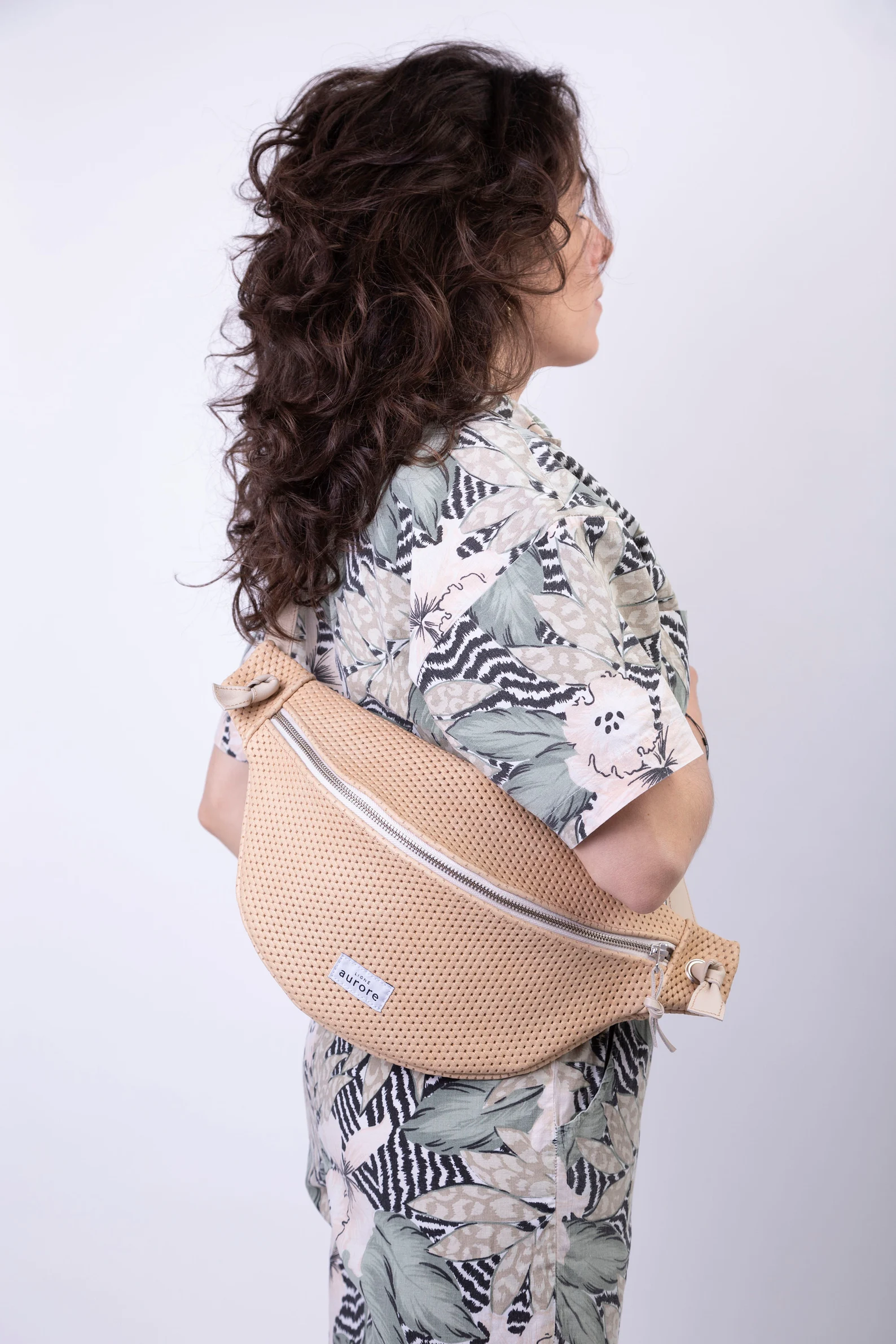 XL banana bag, chest bag, Coral colored belt bag - Image 7