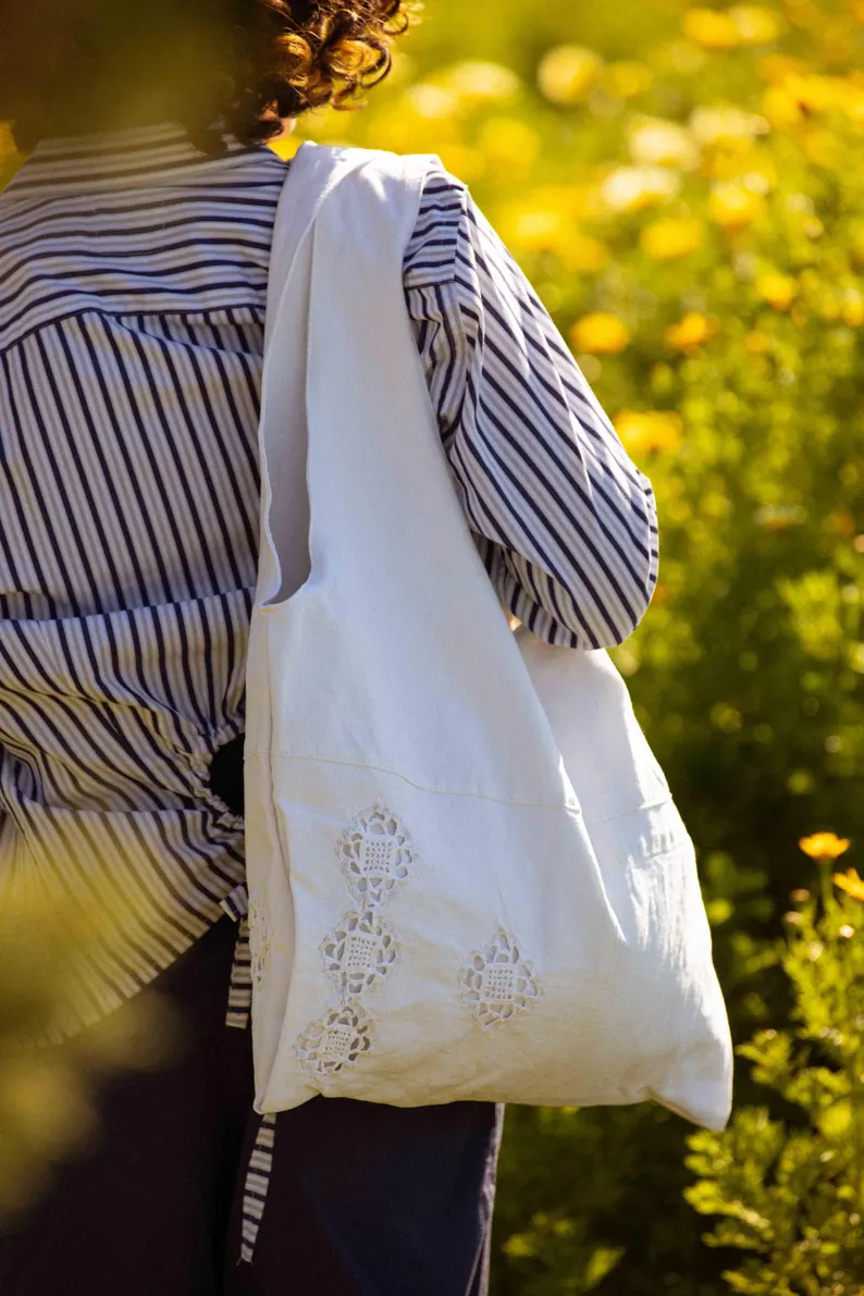 Marthe tote bag - vintage openwork fabric - Image 2