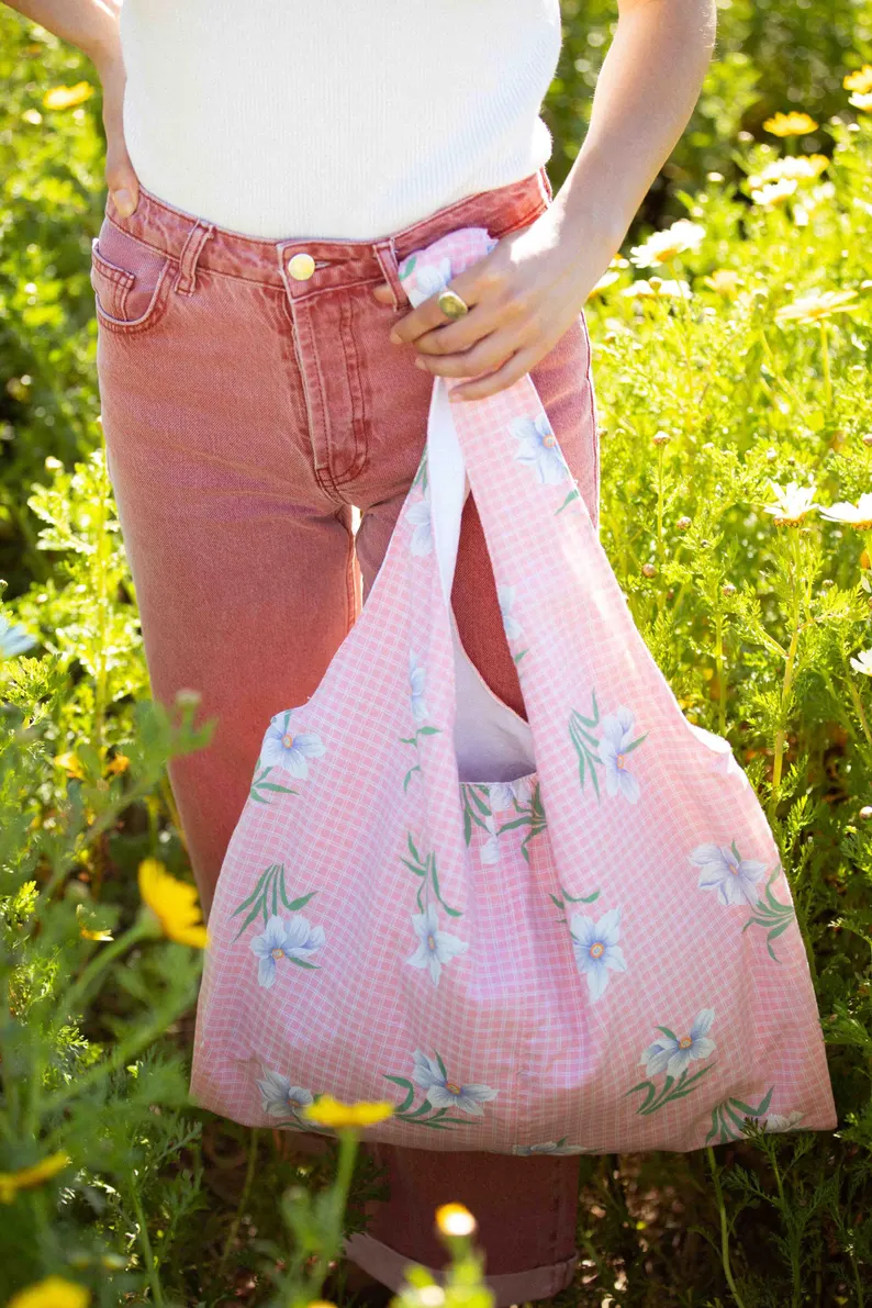 Marthe tote bag - vintage pink floral fabric - Image 4