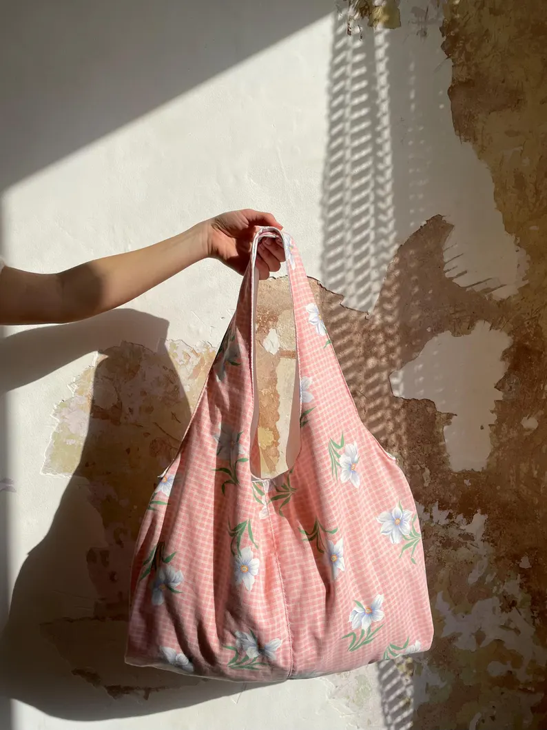 Marthe tote bag - vintage pink floral fabric - Image 5